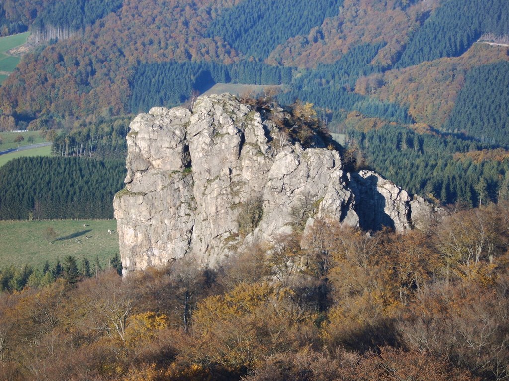 Bruchhauser Steine, Aussicht vom Feldstein by Sugambrer