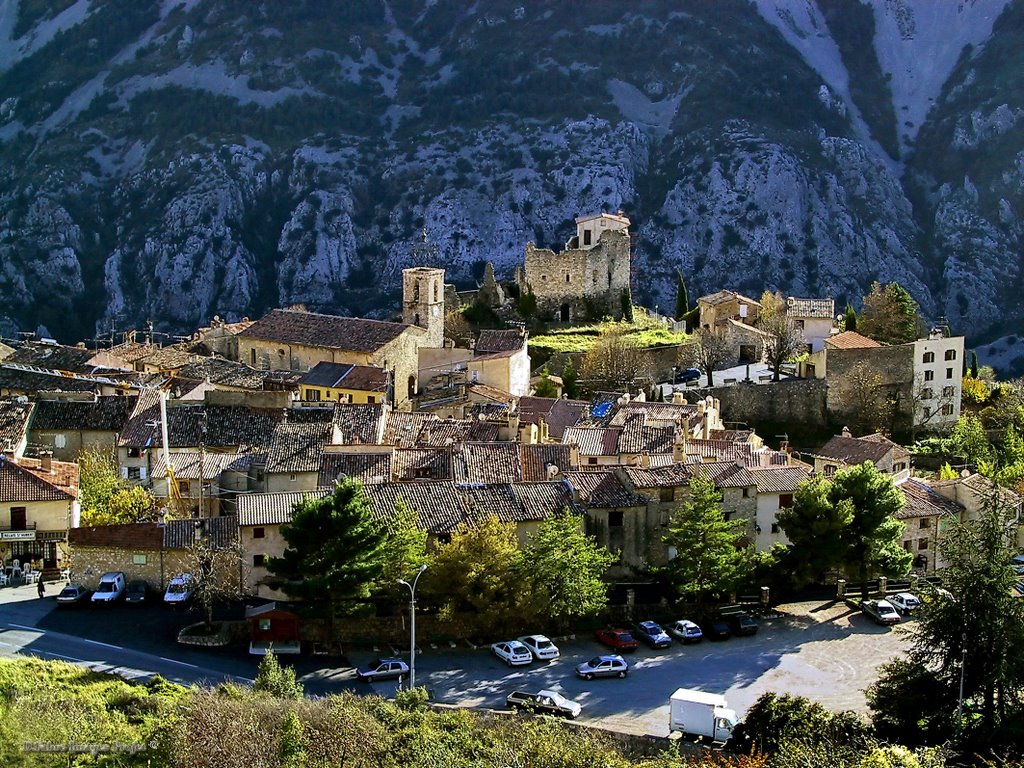 Gréolières Village by d.fabre Images