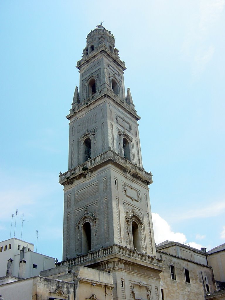 Lecce, Campanile by luxing