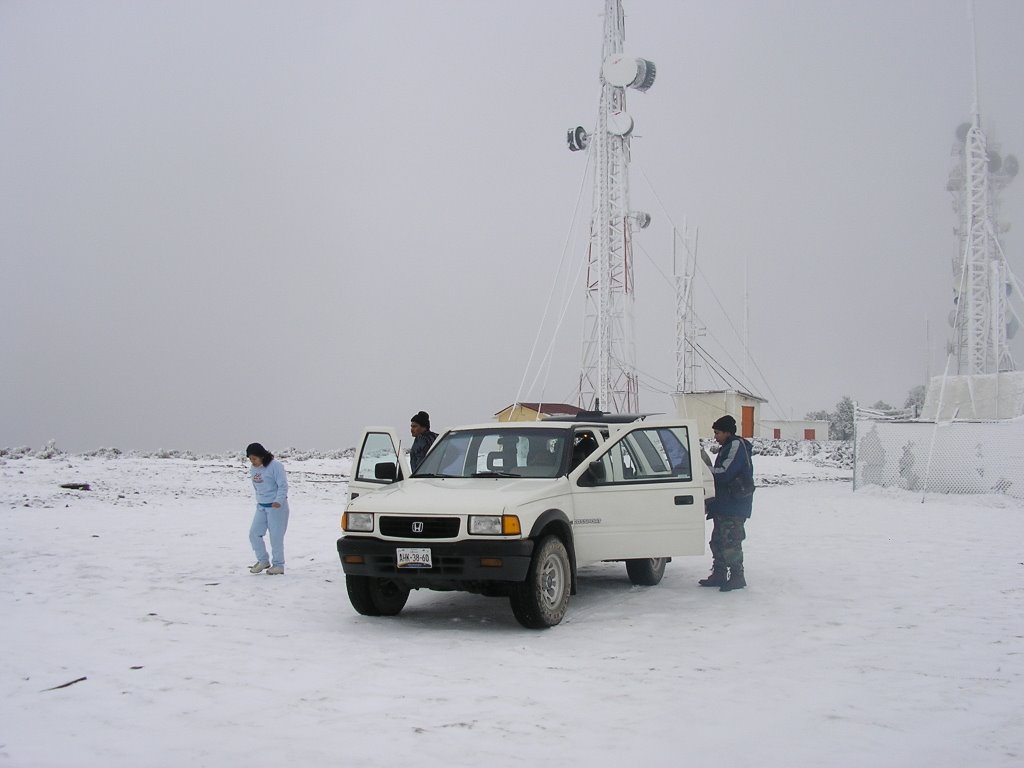 Cima del Cerro El Potosi by PtrDRF