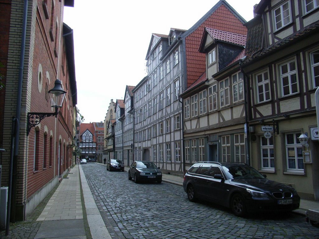 Alte Häuserzeile, Echternstraße by Harald Ebeling