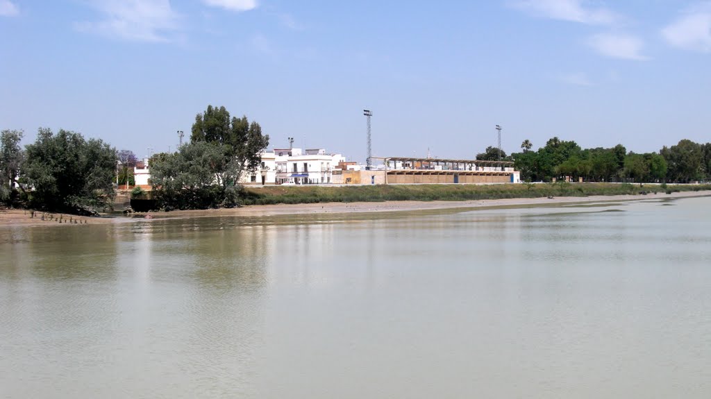 Campo de futbol, Coria del Río by PepeTenorio