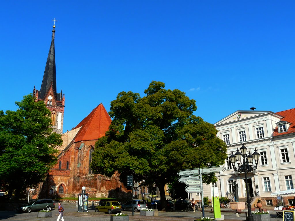 Germany_Brandenburg Country_Oderbruch_Bad Freienwalde_brickstone-gothic parish townchurch St. Nicolas and townhall on the marketplace_P1220043.JPG by George Charleston