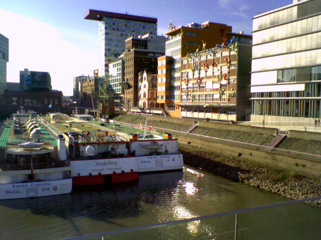 Medienhafen, Düsseldorf by Ma Ax