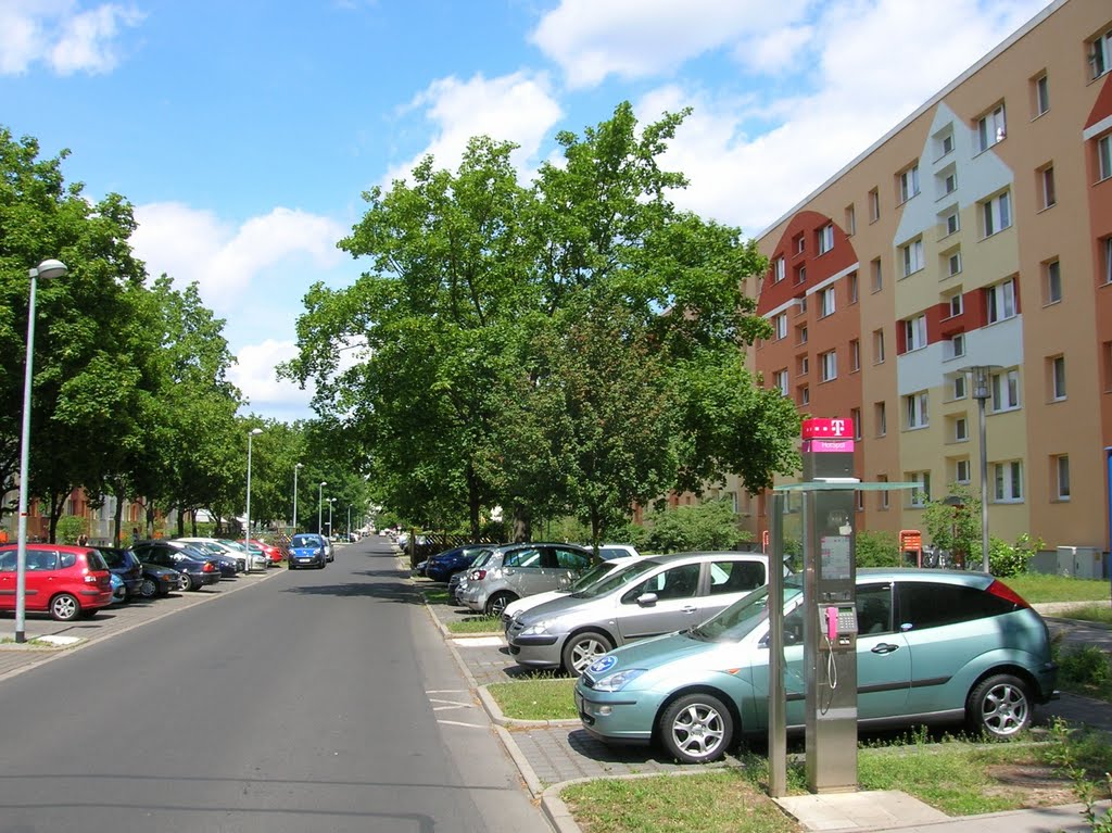 Hennigsdorf Stadtansichten.Fontaneviertel.Rigaerstr. 28-05-2011 by Destiny