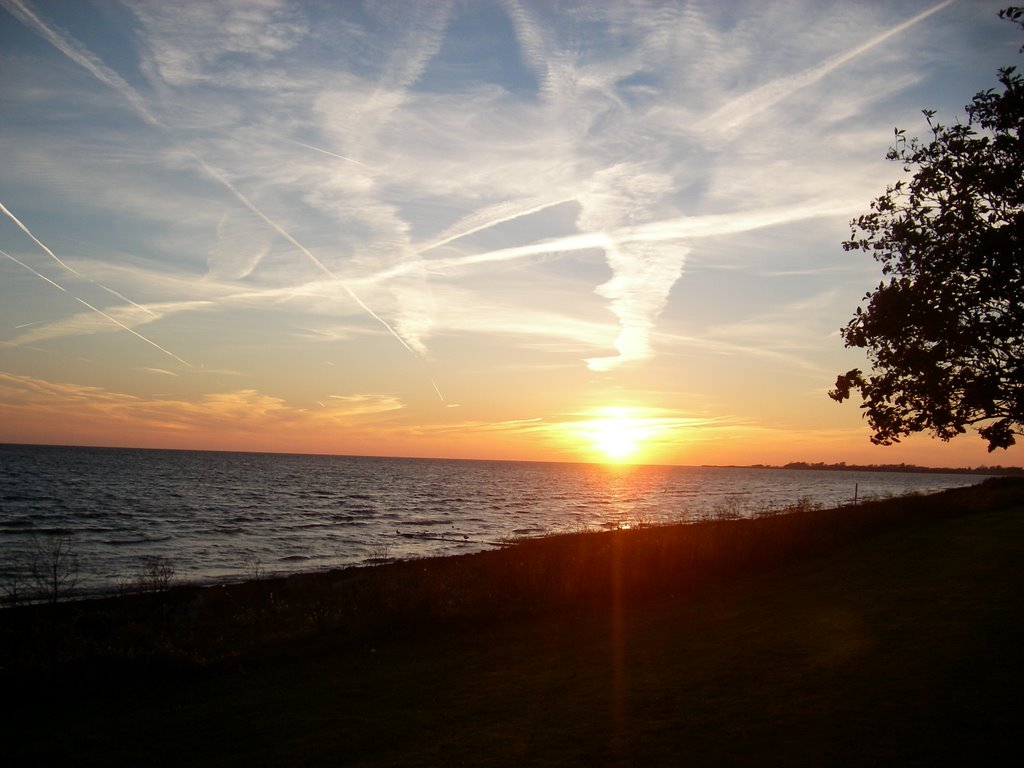 Sonnenuntergang an der Promenade von Trelleborg by Hermann Hammerschmid…