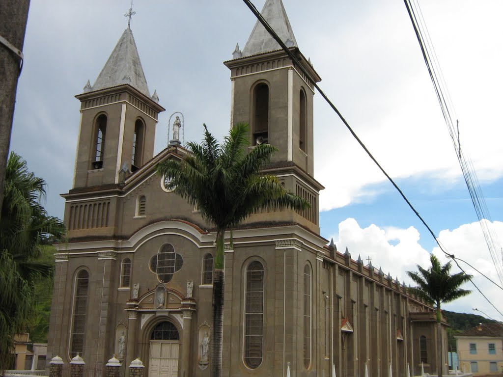 Presidente Bernardes - Matriz de S. Antônio by olintocristo