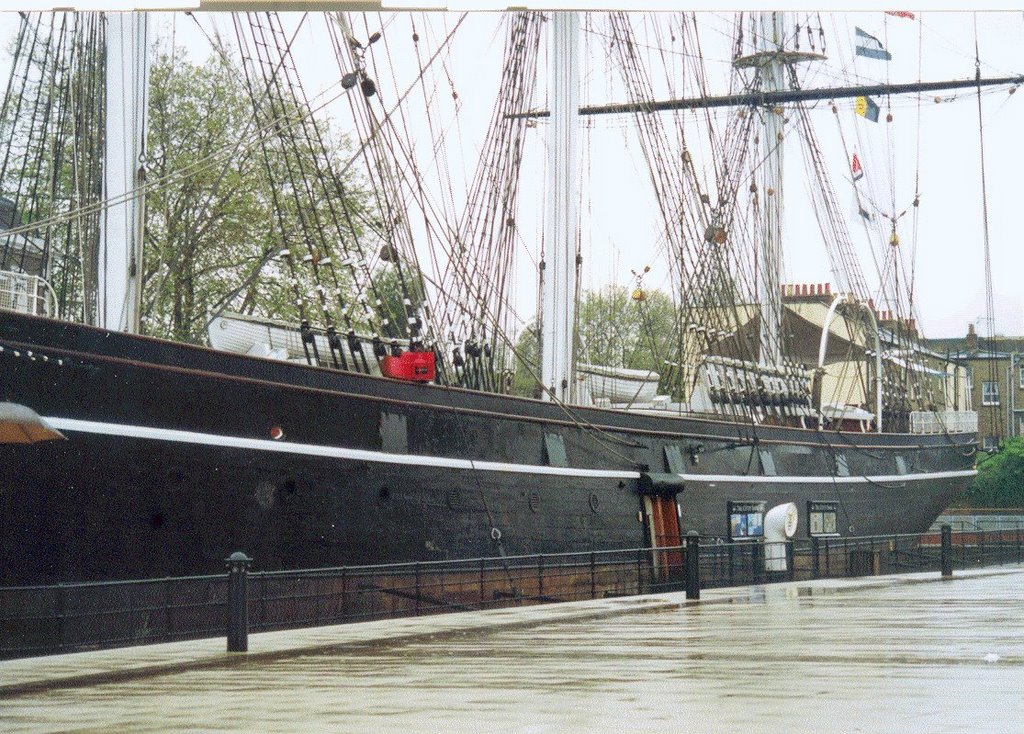 THE CUTTY SARK by CLIVE BAILEY