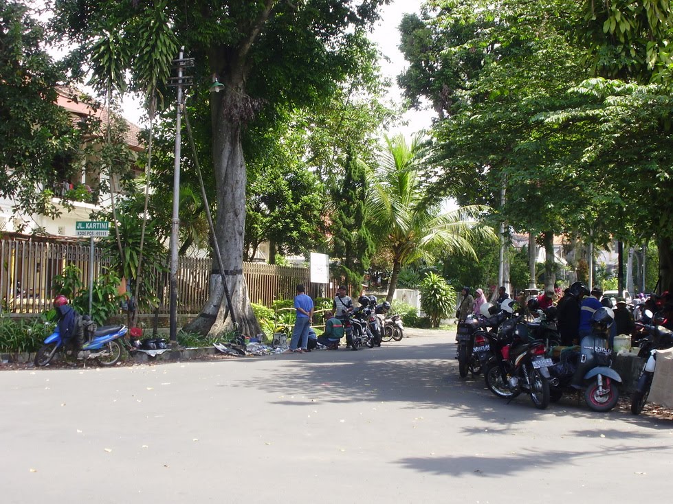 Rombengan Jl. Kartini by machmudjunus