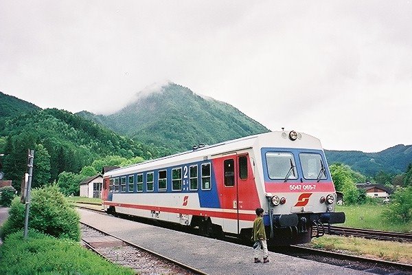 Single carriage train - Grunau Station by bewo85