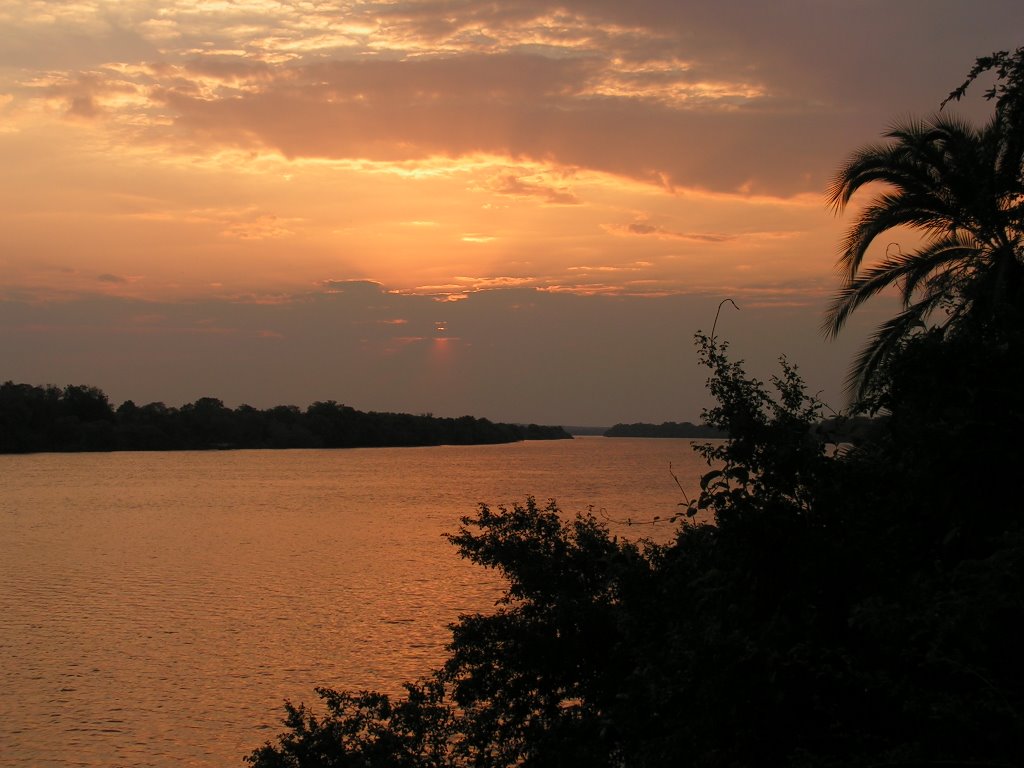 Zambezi river by Sander Keurntjes