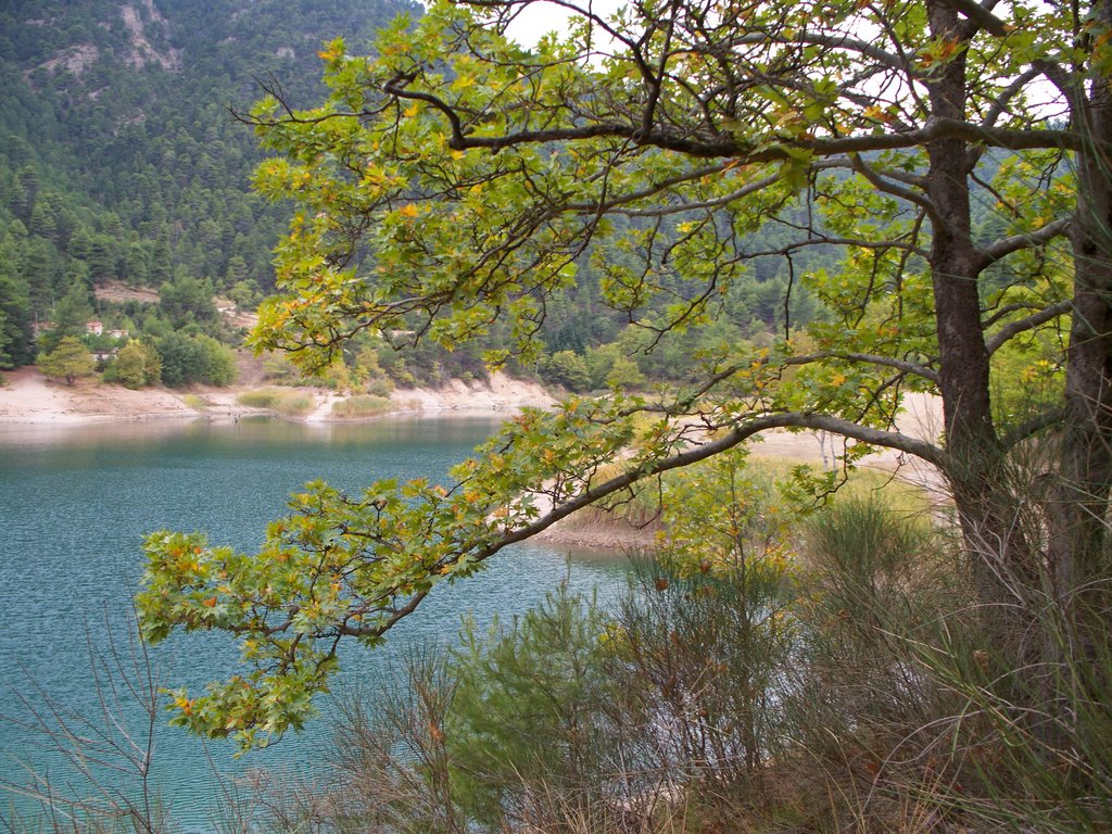 Tsivlou lake by VassilisSpiliotopoul…