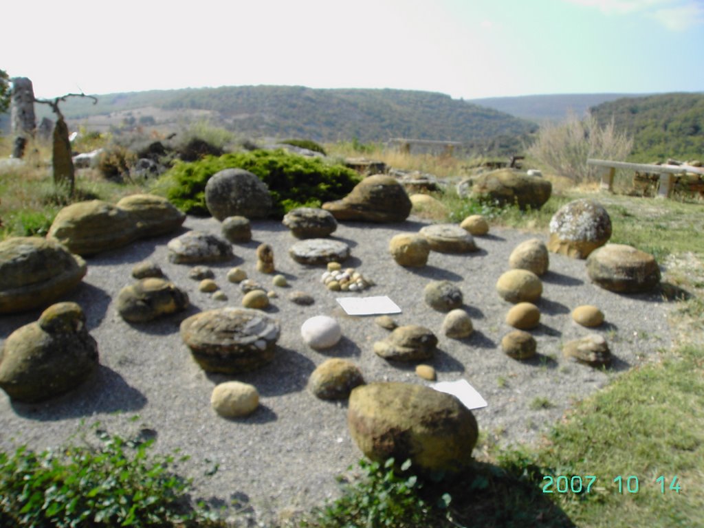 Les boulinettes - Coin n'oeufs - Site de l'Abbaye de Valsaintes by Jackie Gomez-Blasco