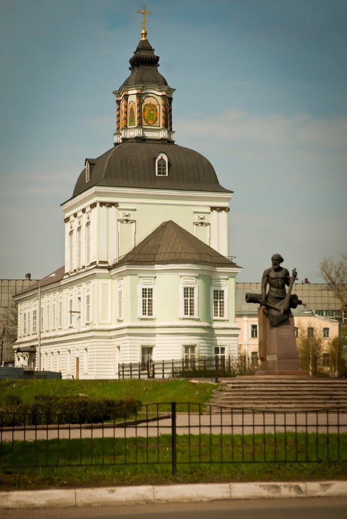 Nikolo - Zarechnaja (Demidovskaja) Church / Tula / Russia / 2011 by Pavel L. Tretyakov