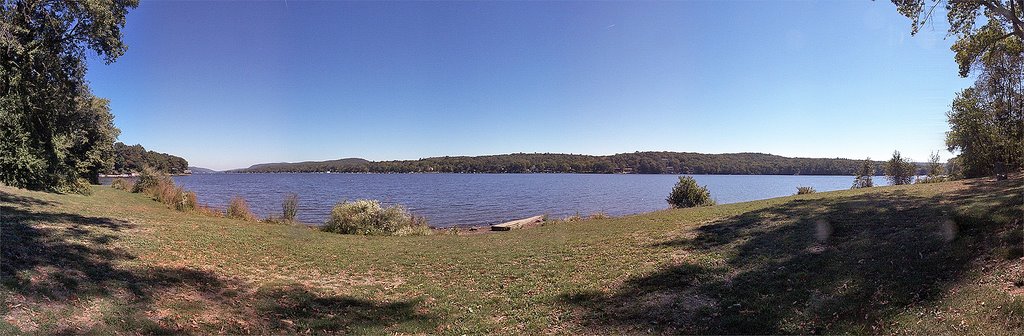 Greenwood Lake (Brown's Point Park), West Milford Township, N. J. by jsd'angelo