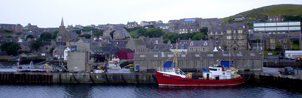 Stromness harbour, Orkney by OhIngardail