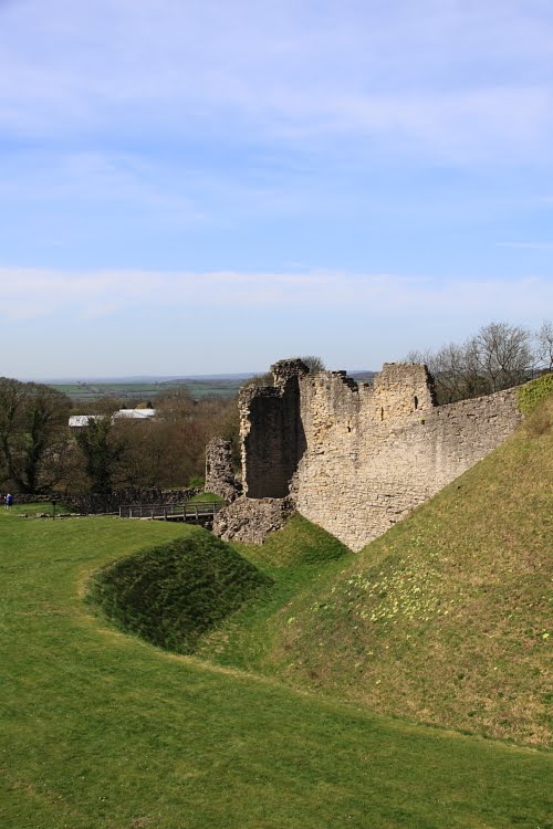 Pickering Castle, North Yorkshire by Graham Turnbull