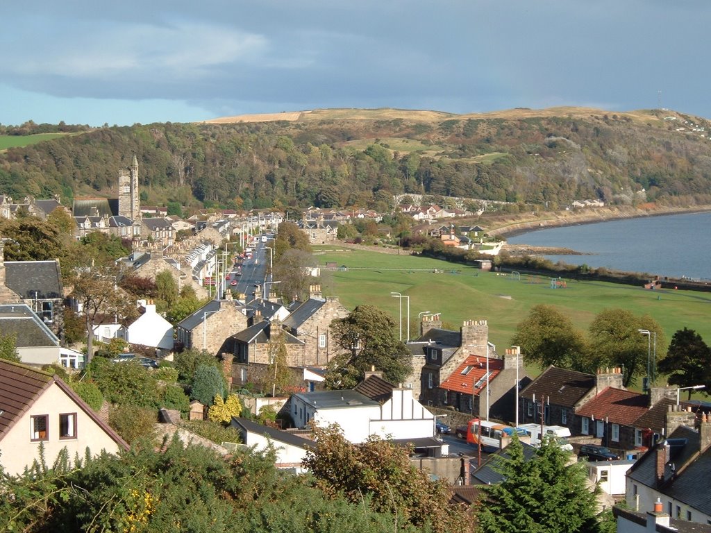 Burntisland from Broomhill Viewpoint by JimC