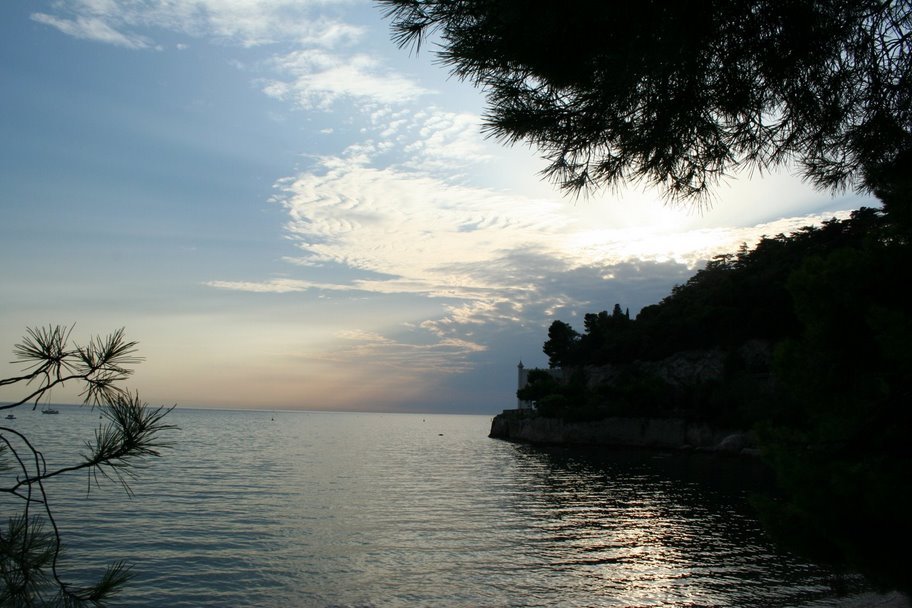 Castello di Miramare by Michele Mazzieri