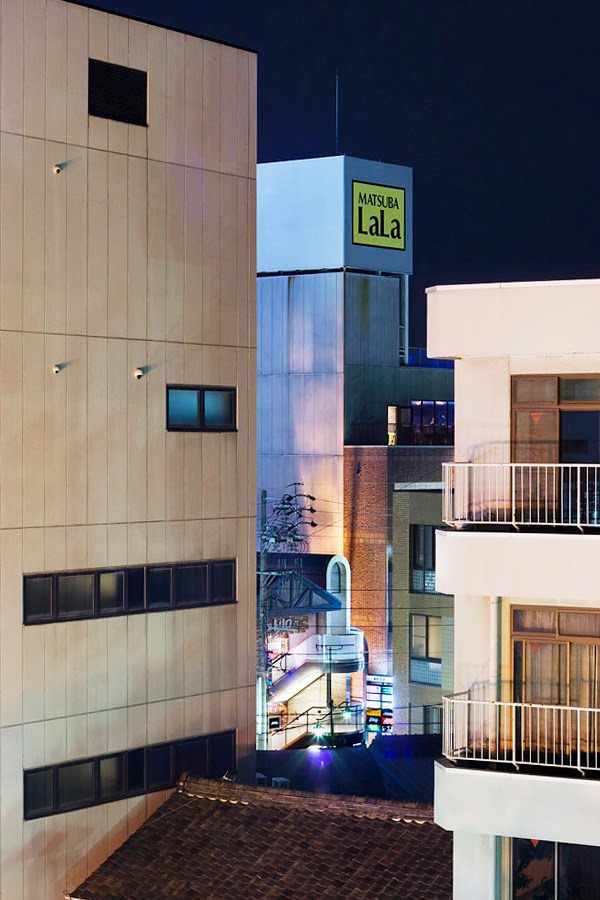 豊橋市 Toyohashi night time #6 by Jeff Metal