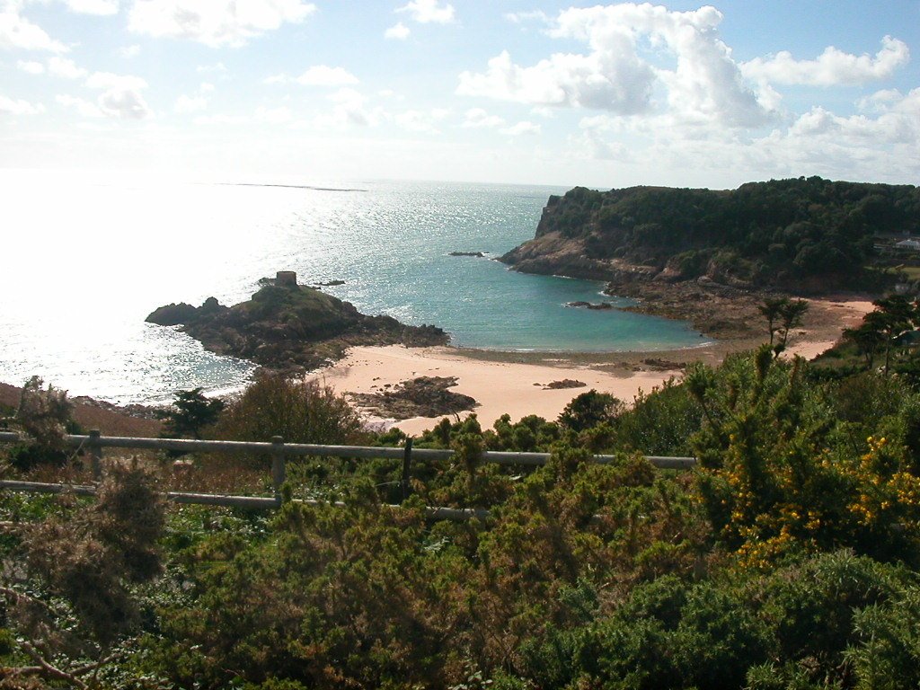 Jersey - Saint Brelade - portelet bay 02 by Farz Forn