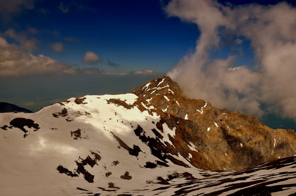 Vârful Bucşoiu Mare (2.492 m) by Paul Ion™