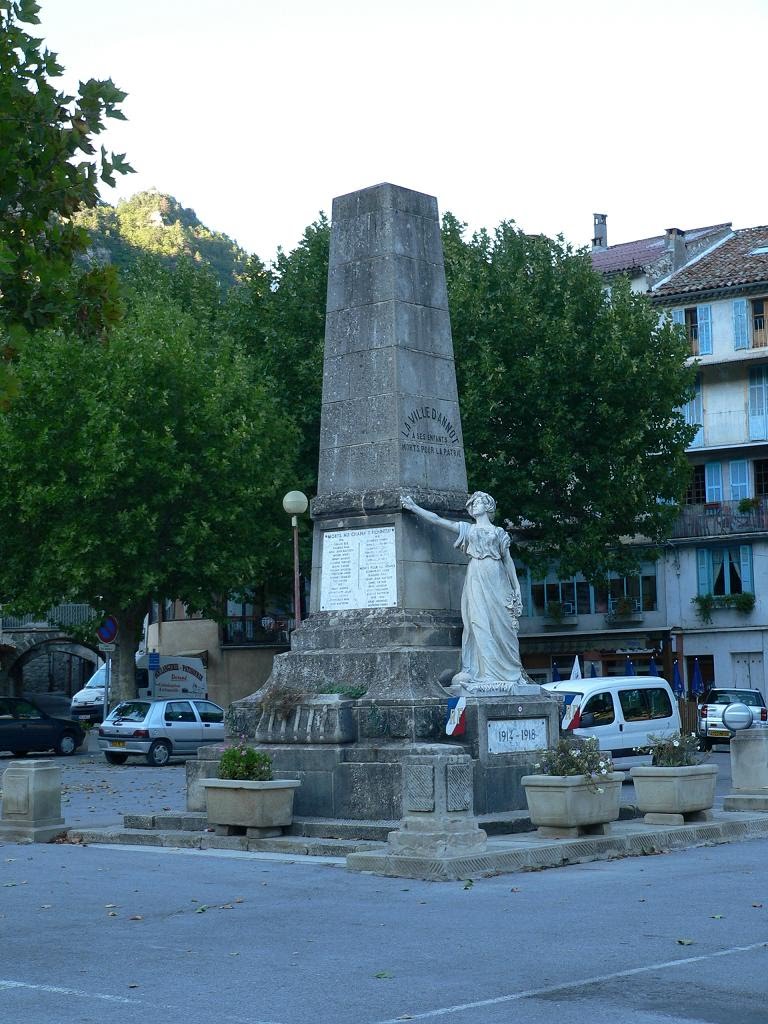 Annot - Monument aux morts by Micky76