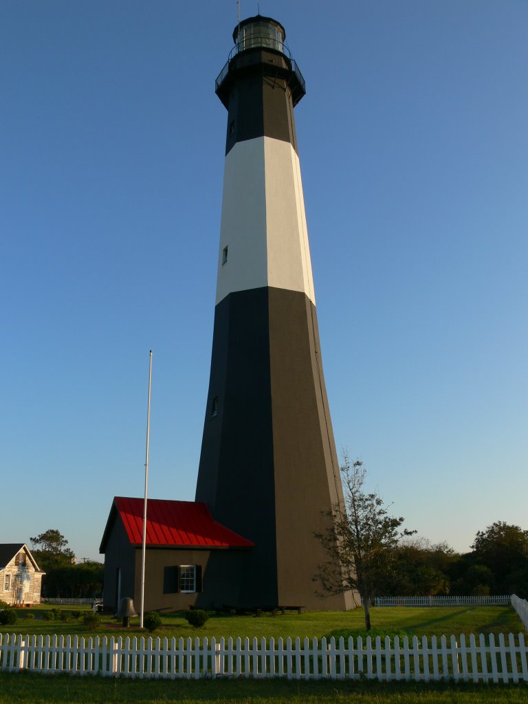 Tybee Light House by lbt123