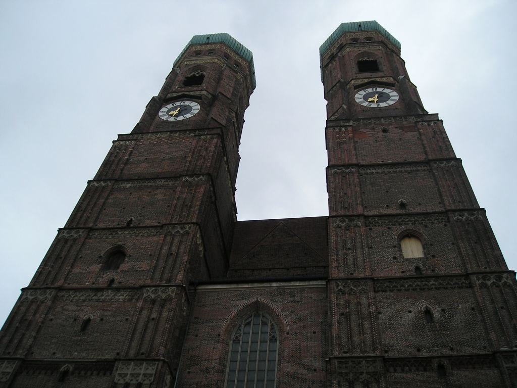 Frauenkirche - Munich by Martin Žec