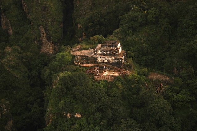 Tepozteco 7 by Eric Goethals