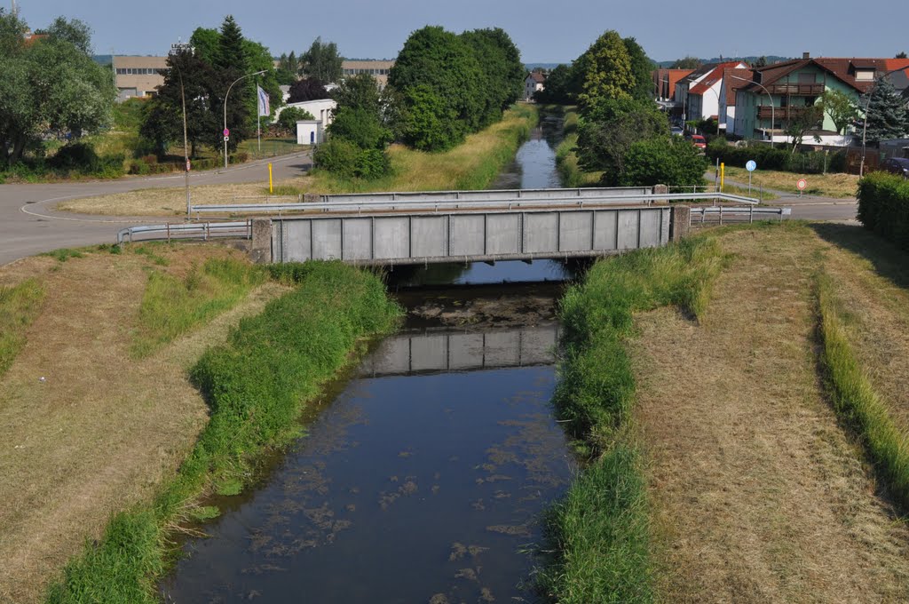 Brücke über den Saalbachkanal beim Karlsdorfer Bahnhof von Siegfried Kremer by Siegfried Kremer Philippsburg