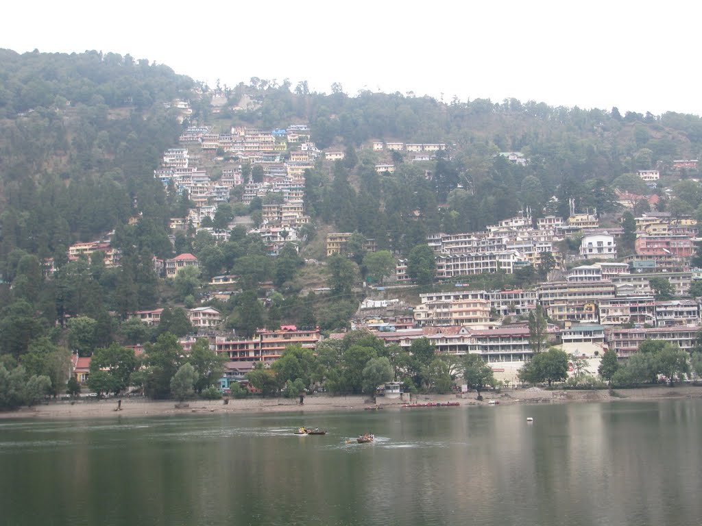 View from Thandi Sadak, Tallital, Nainital (5) by Pradeep Singh TDM CHW