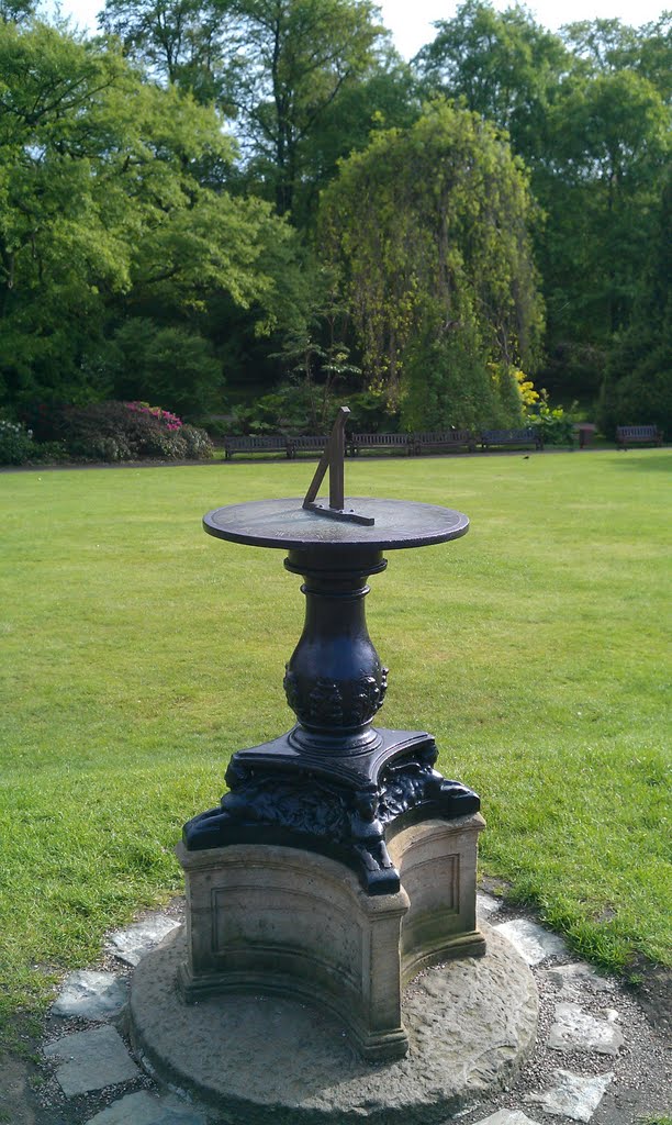 Botanics sundial. by Iain