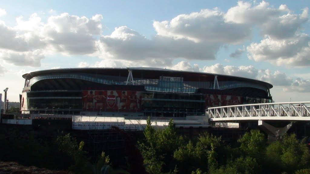 Arsenal stadium by iztok rožman