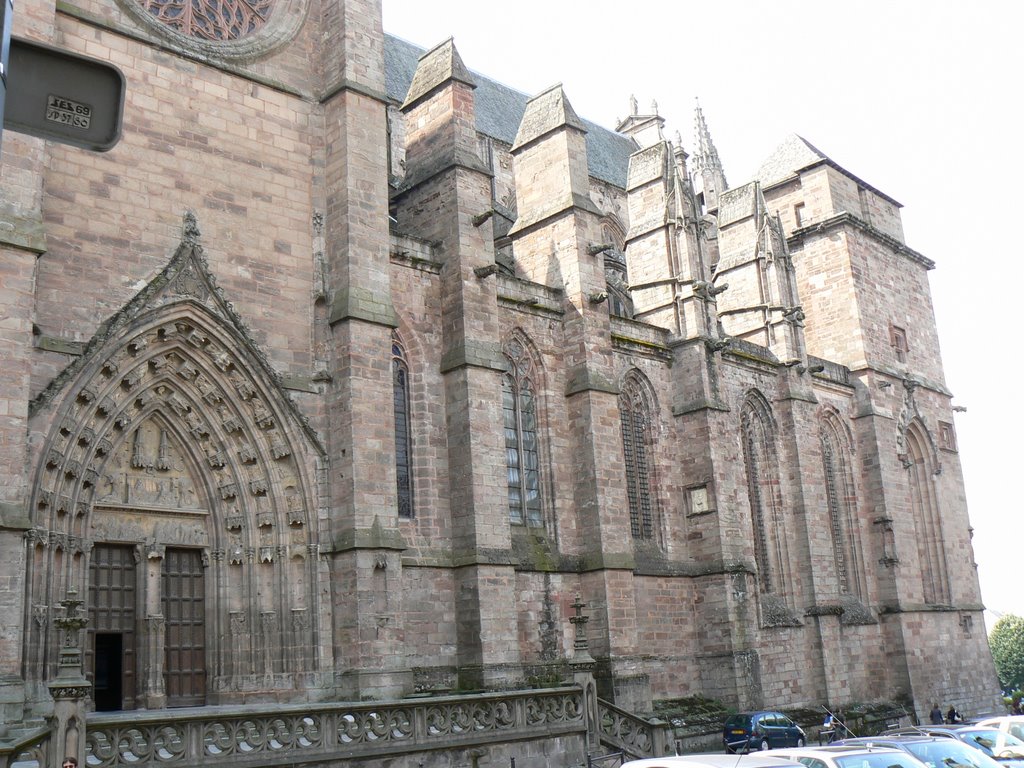 Fachada lateral, Catedral de Rodez by luisde