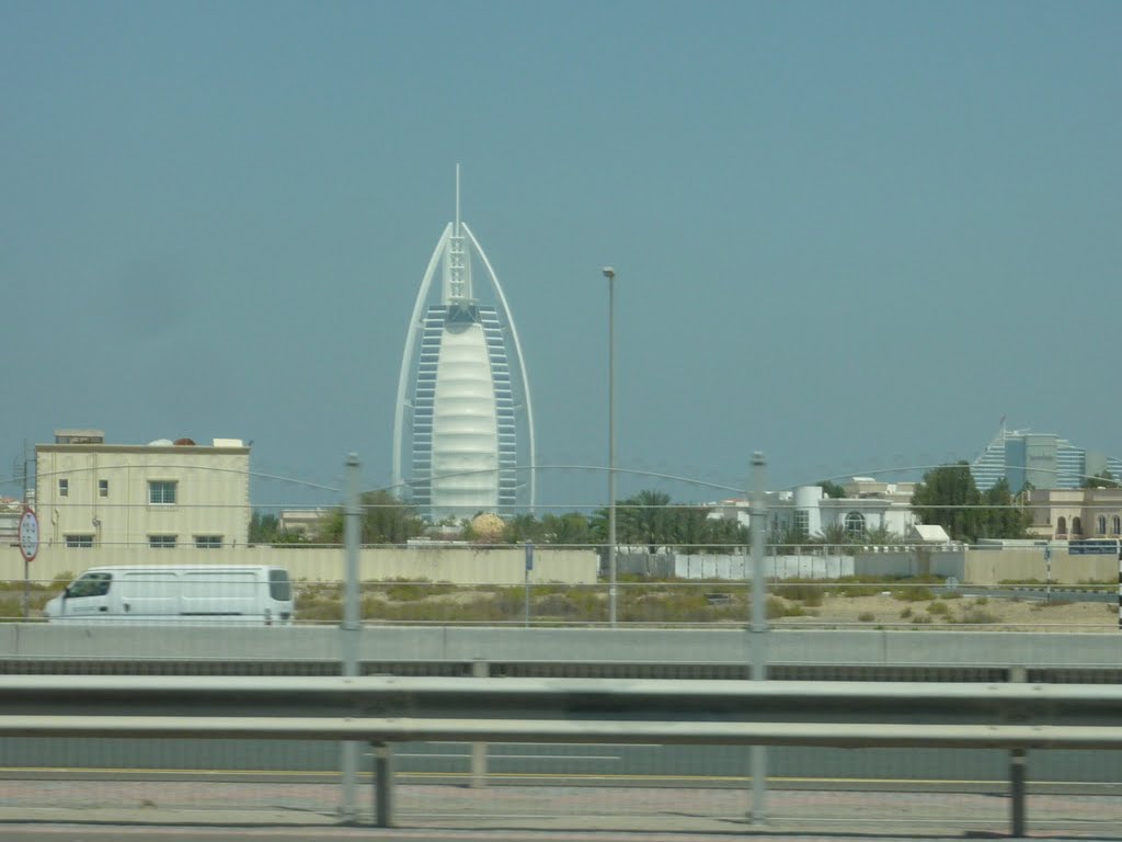 Burj Al Arab by David Vaucher