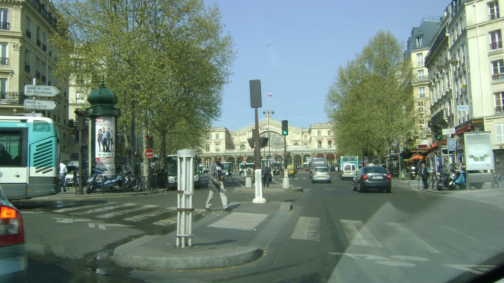 Gare de L'Est by Arturo Sottolichio