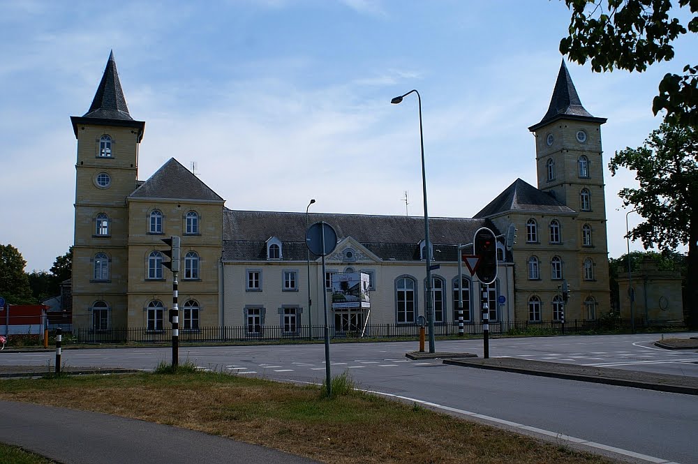 Kasteel La Grande Suisse, De Grote Kanjel of Mariënwaard by Peter van der Wielen