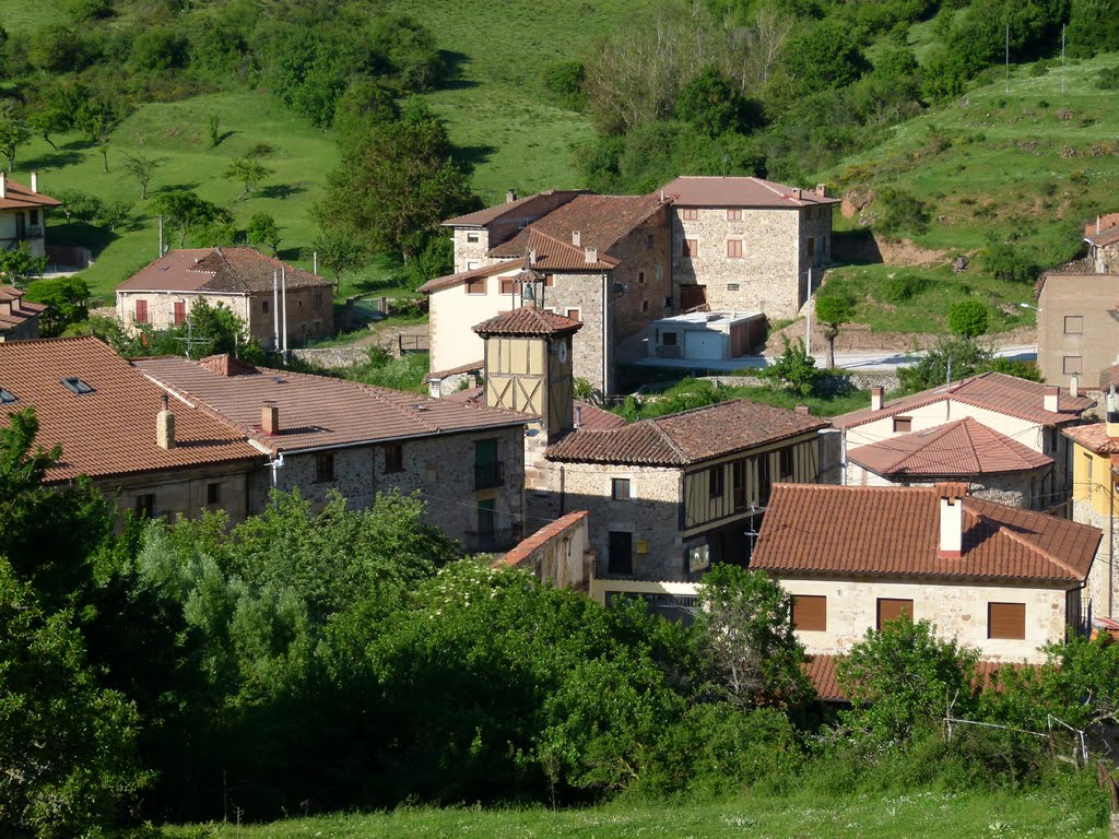 CANALES DE LA SIERRA (Valle del Najerilla-Siete Villas). La Rioja. 2011. 02. Panorámica. by Carlos Sieiro del Nido