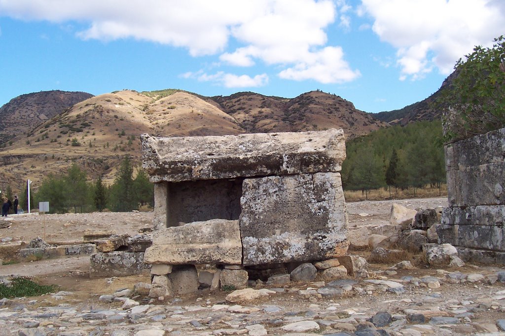 Necropolis, Hierapolis by serkany