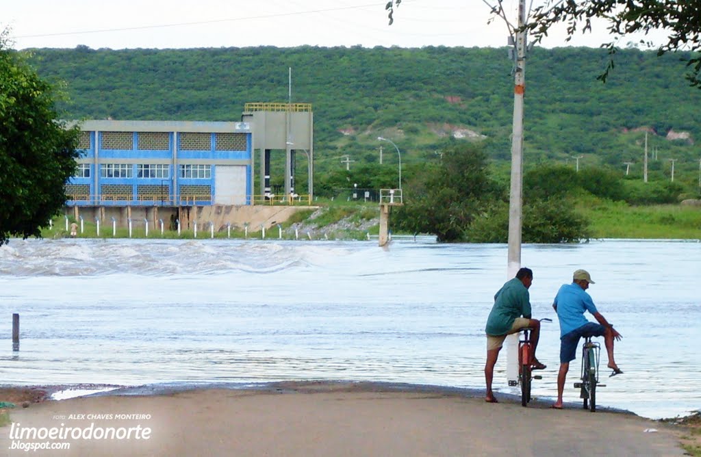 Aumento do nível da água na Barragem das Pedrinhas by Alex Chaves Monteiro