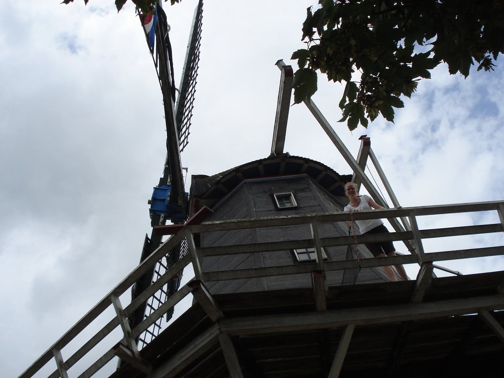 Windmill of Garnwerd by dickkramp