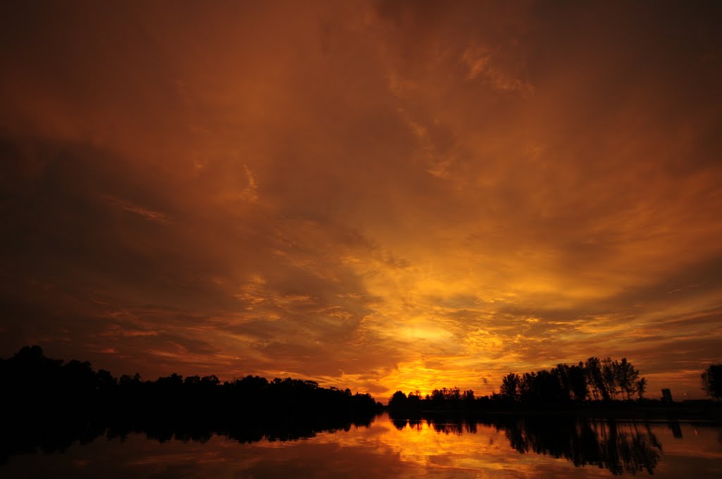 Punggol Dam Sunset by nglaihuat