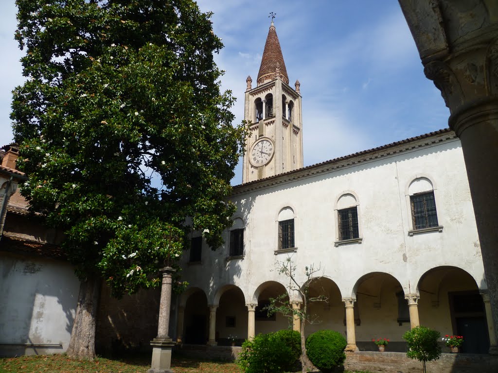 OSPEDALETTO EUGANEO (Padova) - Magnolia , campanile e chiostro al santuario della Madonna del Tresto by leochiodojeans