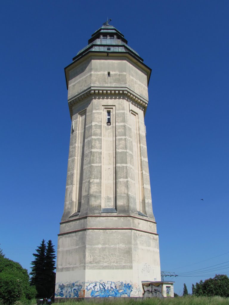 Wasserturm Engelsdorf by Drakula