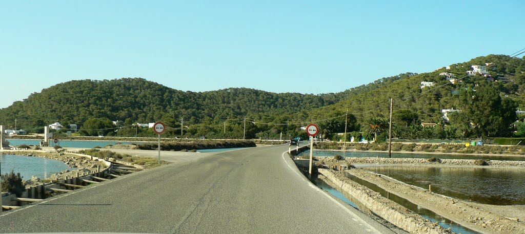 Ses Salines - the road by moudrasek