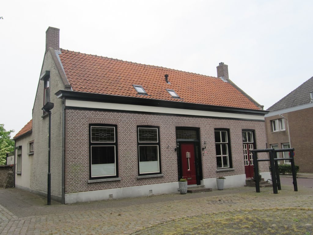 Former blacksmithy Bakx by Willem Nabuurs