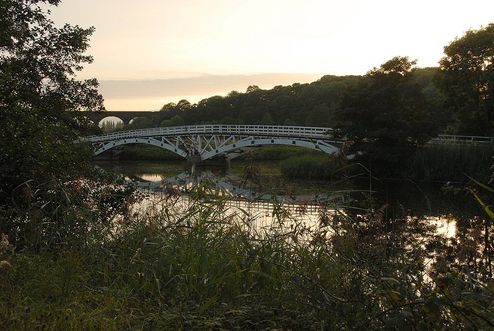 Horsebridge , Weaver by David Humphreys