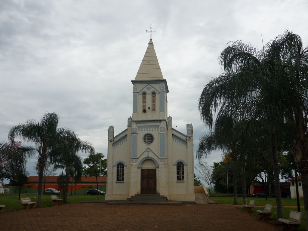 Santa Cruz da Esperança - Matriz Santa Cruz by olintocristo