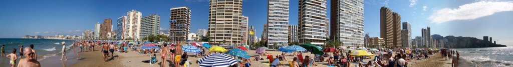 Benidorm_Playa_de_levante by [ Froilán López ]